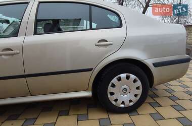 Ліфтбек Skoda Octavia 2005 в 