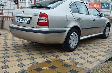 Ліфтбек Skoda Octavia 2005 в 
