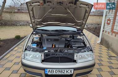 Ліфтбек Skoda Octavia 2005 в 