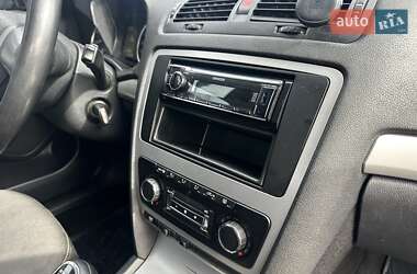 Лифтбек Skoda Octavia 2012 в 