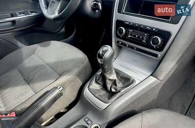 Лифтбек Skoda Octavia 2012 в 