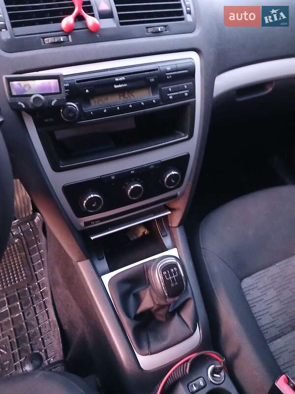 Универсал Skoda Octavia 2011 в Чуднове