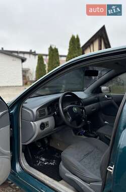 Лифтбек Skoda Octavia 1998 в 