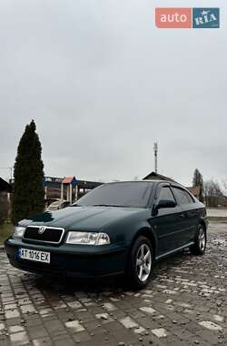 Лифтбек Skoda Octavia 1998 в 