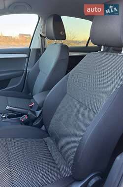 Лифтбек Skoda Octavia 2016 в 