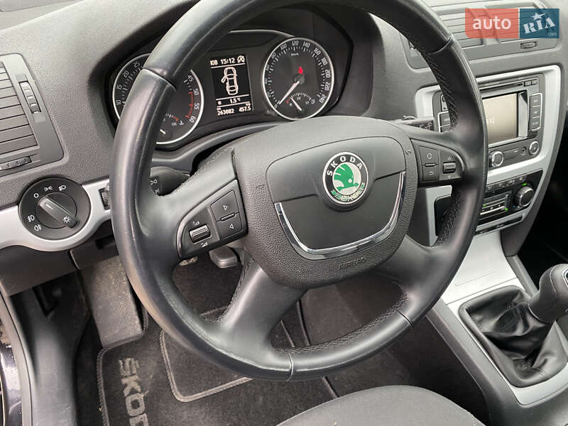 Універсал Skoda Octavia 2011 в Калуші