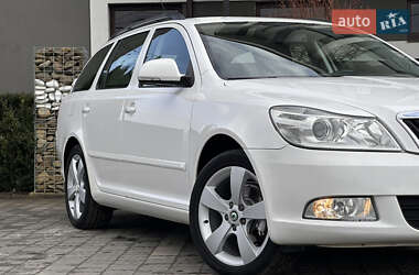 Универсал Skoda Octavia 2011 в Стрые