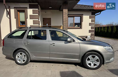 Универсал Skoda Octavia 2009 в 