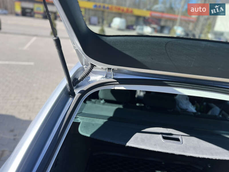 Универсал Skoda Octavia 2009 в Тернополе