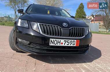 Універсал Skoda Octavia 2017 в 