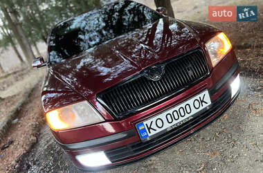 Лифтбек Skoda Octavia 2005 в Межгорье