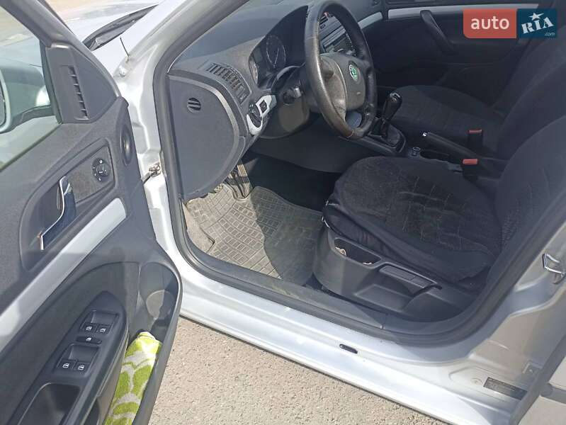 Ліфтбек Skoda Octavia 2008 в Шполі