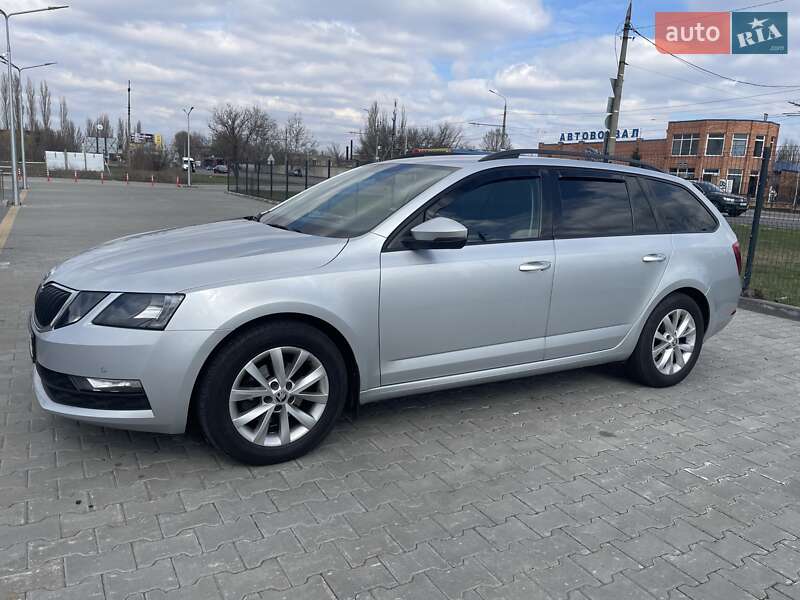 Универсал Skoda Octavia 2019 в Николаеве