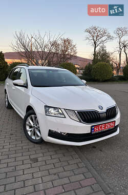 Універсал Skoda Octavia 2019 в 