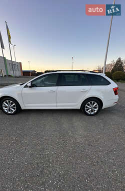 Універсал Skoda Octavia 2019 в 