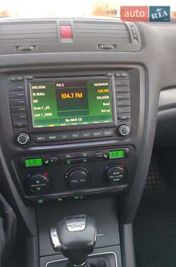 Лифтбек Skoda Octavia 2005 в 