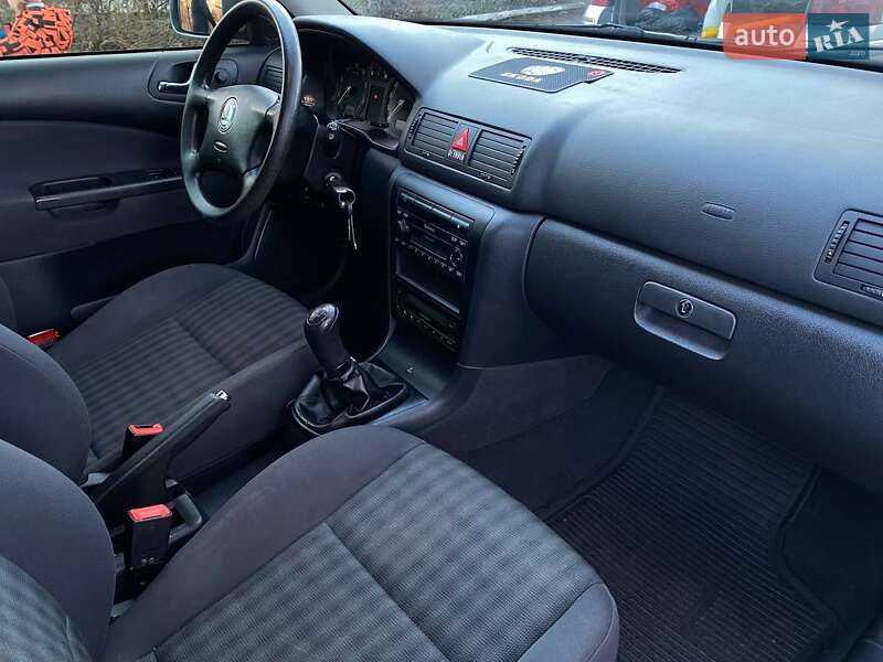 Універсал Skoda Octavia 2006 в Козятині