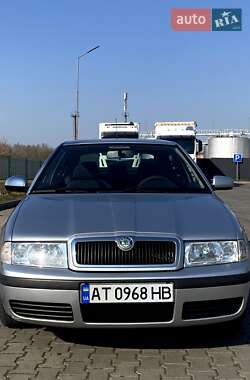 Лифтбек Skoda Octavia 2010 в 
