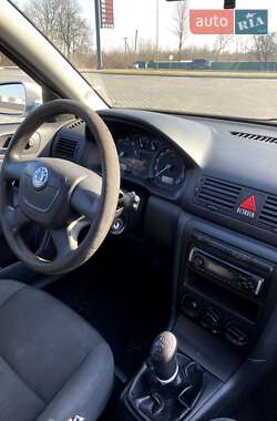 Лифтбек Skoda Octavia 2010 в 