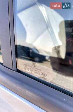 Лифтбек Skoda Octavia 2010 в 