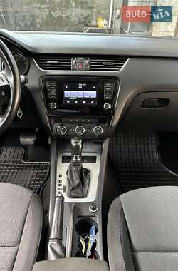 Лифтбек Skoda Octavia 2013 в 