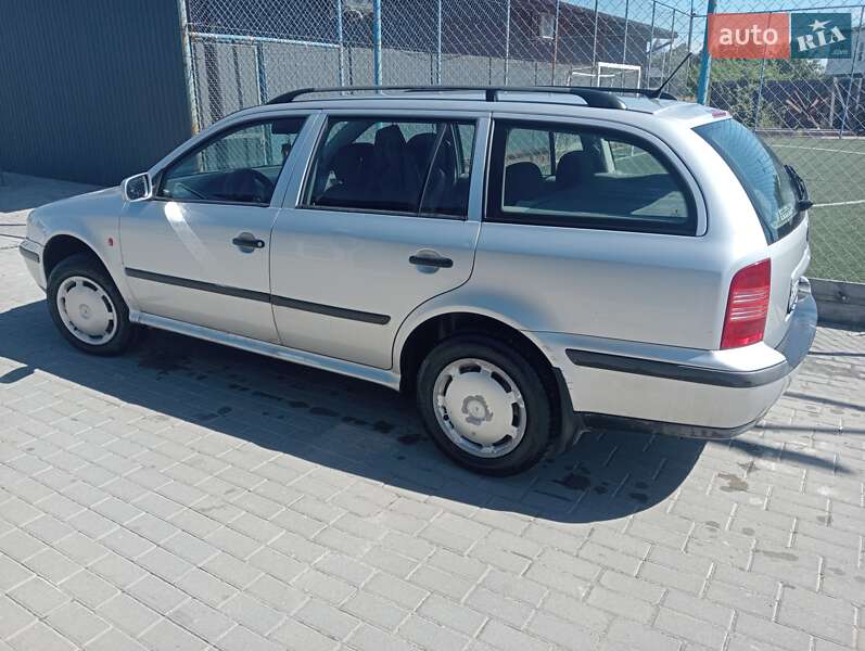 Skoda Octavia 1999