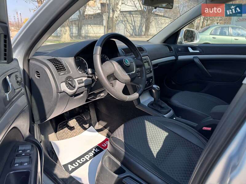 Ліфтбек Skoda Octavia 2012 в Запоріжжі