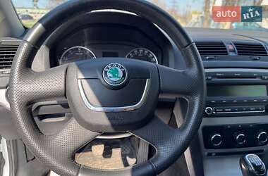 Лифтбек Skoda Octavia 2012 в 