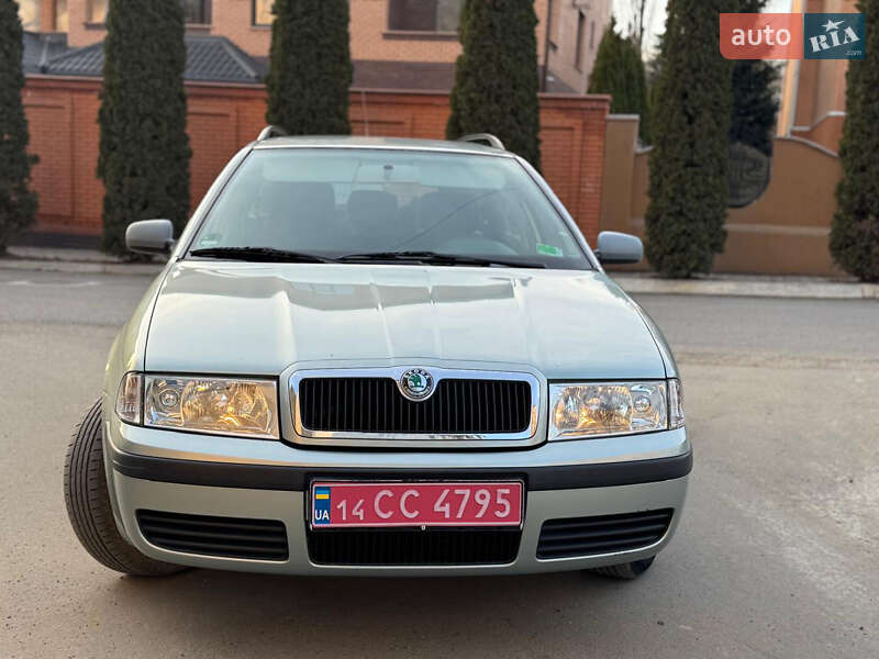 Универсал Skoda Octavia 2009 в 