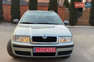 Универсал Skoda Octavia 2009 в 