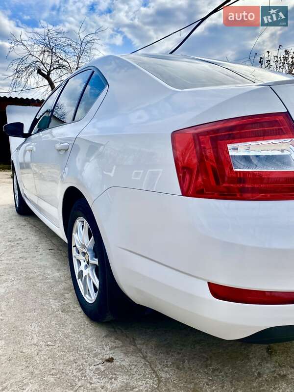 Лифтбек Skoda Octavia 2014 в Николаеве