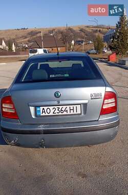 Лифтбек Skoda Octavia 2003 в 