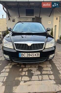 Універсал Skoda Octavia 2011 в 
