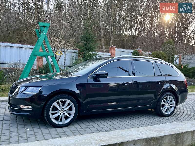 Універсал Skoda Octavia 2019 в Чернівцях