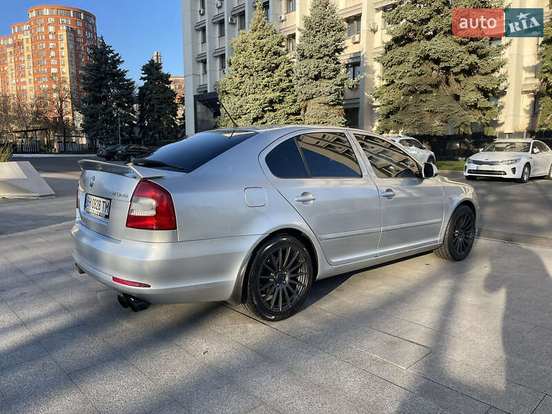 Ліфтбек Skoda Octavia 2011 в Одесі