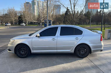 Лифтбек Skoda Octavia 2011 в 