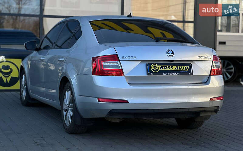 Лифтбек Skoda Octavia 2017 в Ивано-Франковске