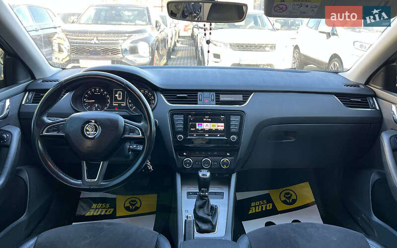 Лифтбек Skoda Octavia 2017 в Ивано-Франковске