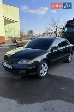 Лифтбек Skoda Octavia 2004 в 