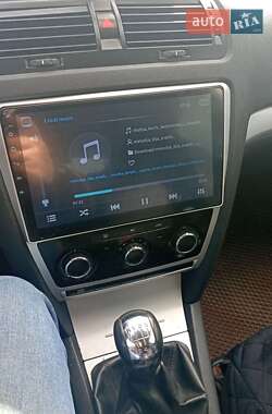 Лифтбек Skoda Octavia 2010 в 