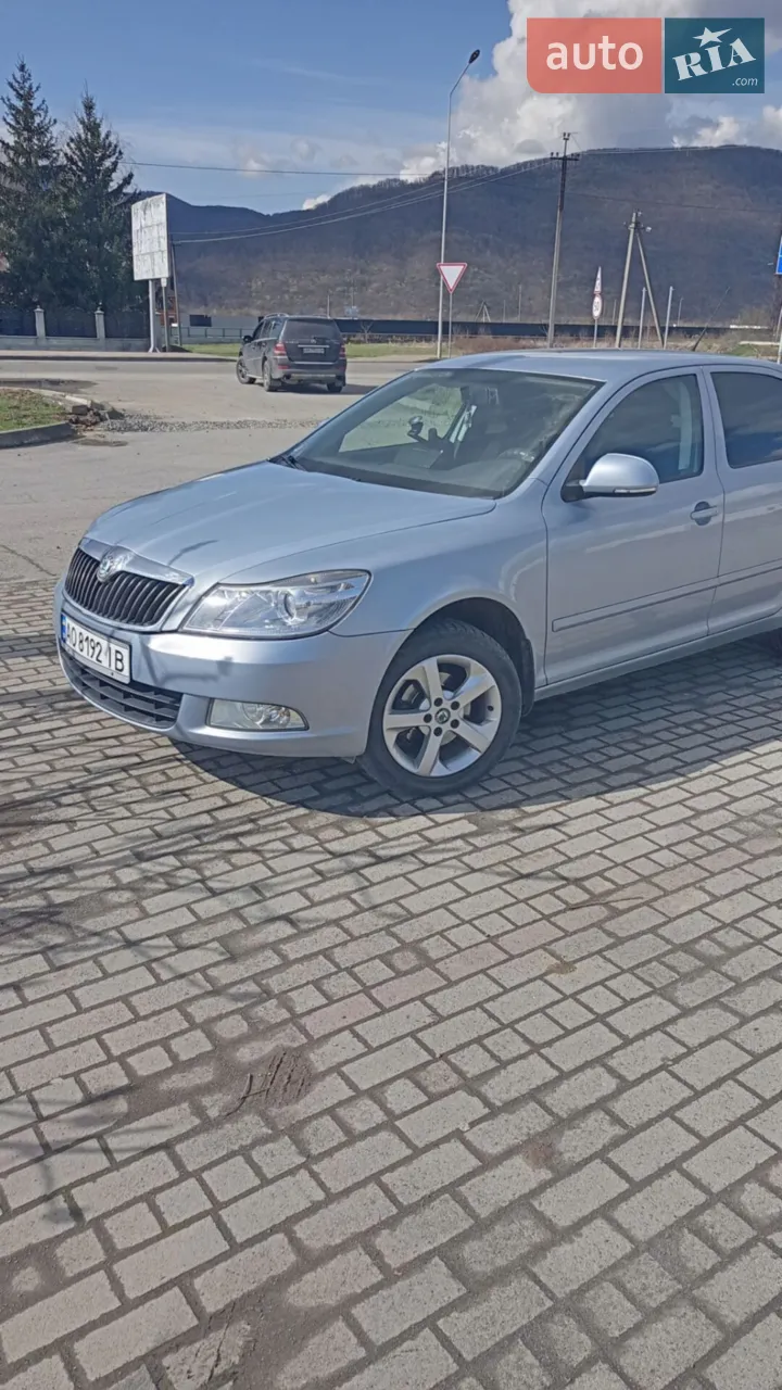2010 Skoda Octavia - мініатюра 15