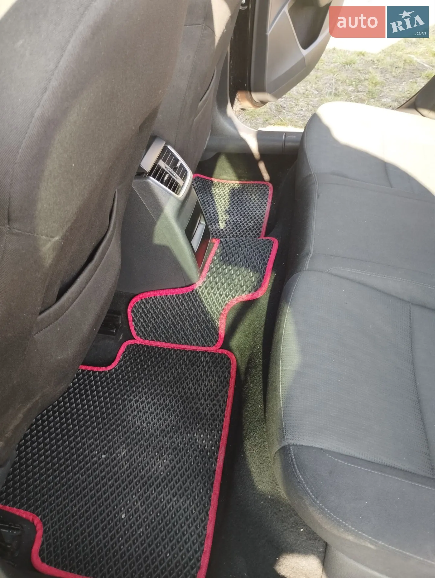 2016 Skoda Octavia - мініатюра 23