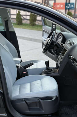 Универсал Skoda Octavia 2009 в 