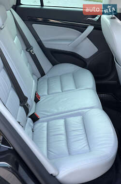 Универсал Skoda Octavia 2009 в 