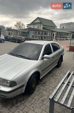 Универсал Skoda Octavia 2000 в Львове