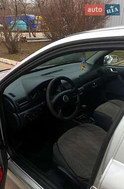 Универсал Skoda Octavia 2002 в 