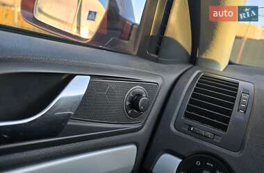 Универсал Skoda Octavia 2011 в 