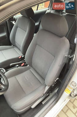 Лифтбек Skoda Octavia 2009 в 