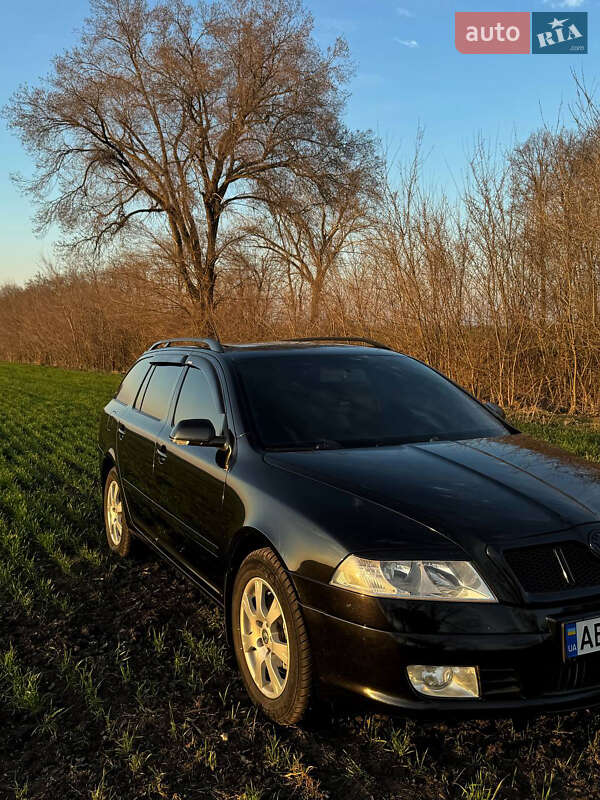 Універсал Skoda Octavia 2008 в П'ятихатках