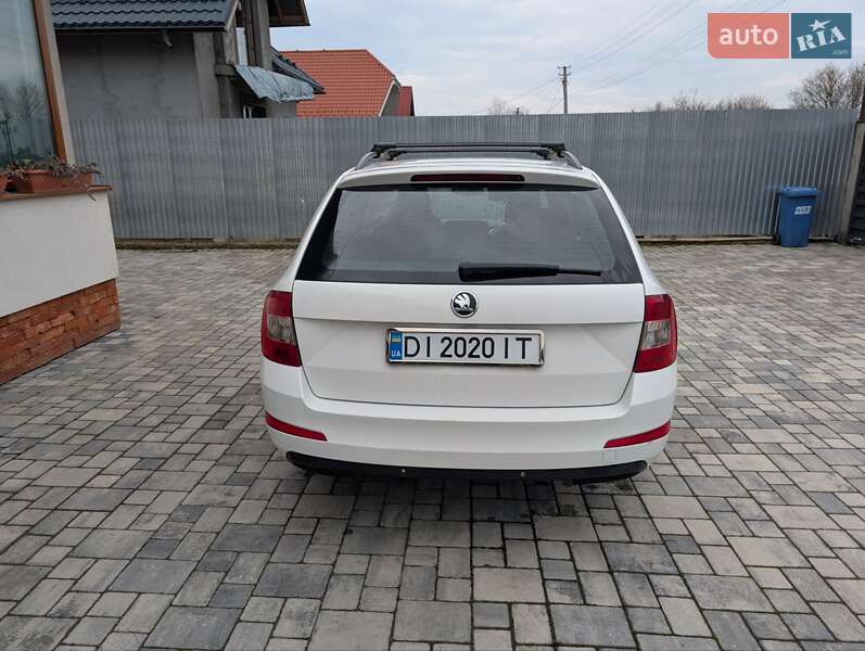 Універсал Skoda Octavia 2015 в Ужгороді